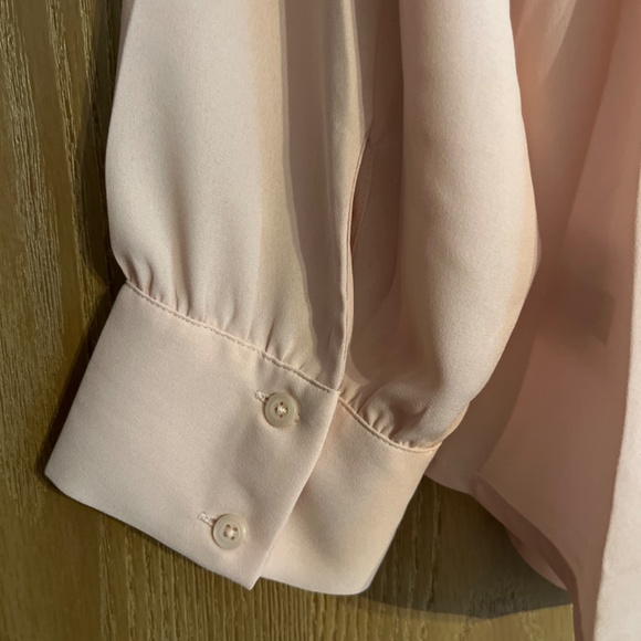 Express Blouse - Picture 3 of 4